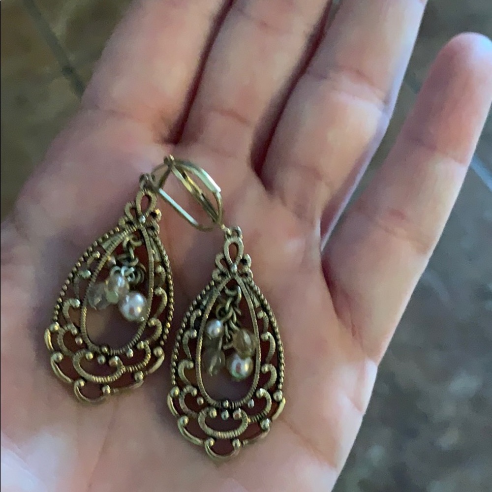 Drop earrings